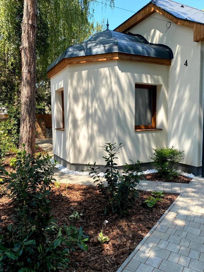 Karinthy Haz Guest House Siofok Exterior photo